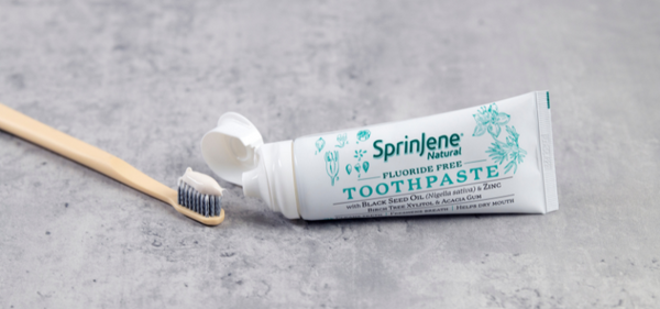 Fluoride vs. Fluoride-Free Toothpaste - SprinJene