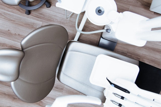 Maintaining Healthy Gums - SprinJene