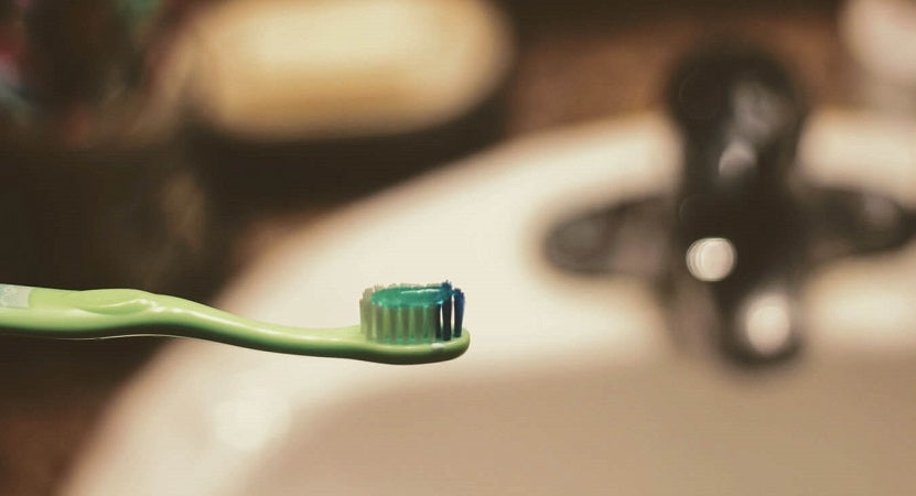 SprinJene in Clean Beauty Gals' Natural Toothpaste Guide - SprinJene