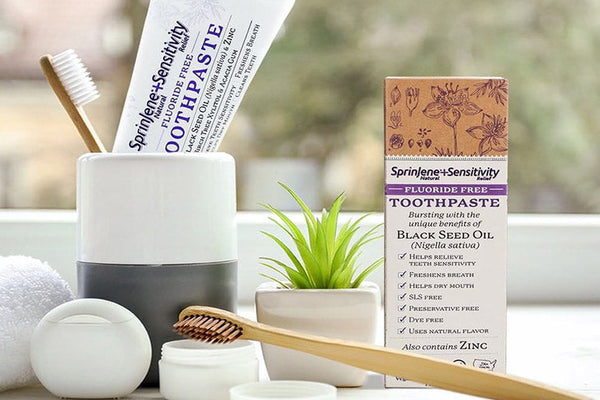 How Does Natural Toothpaste Work? - SprinJene